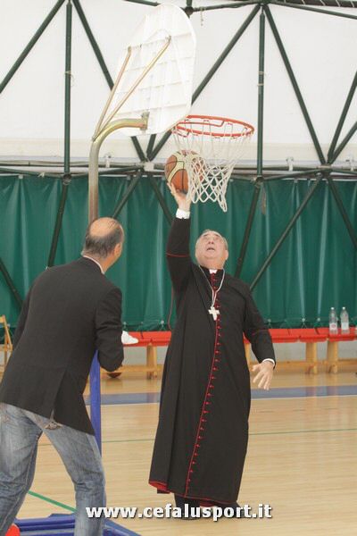 110924 basket 145_tn.jpg
